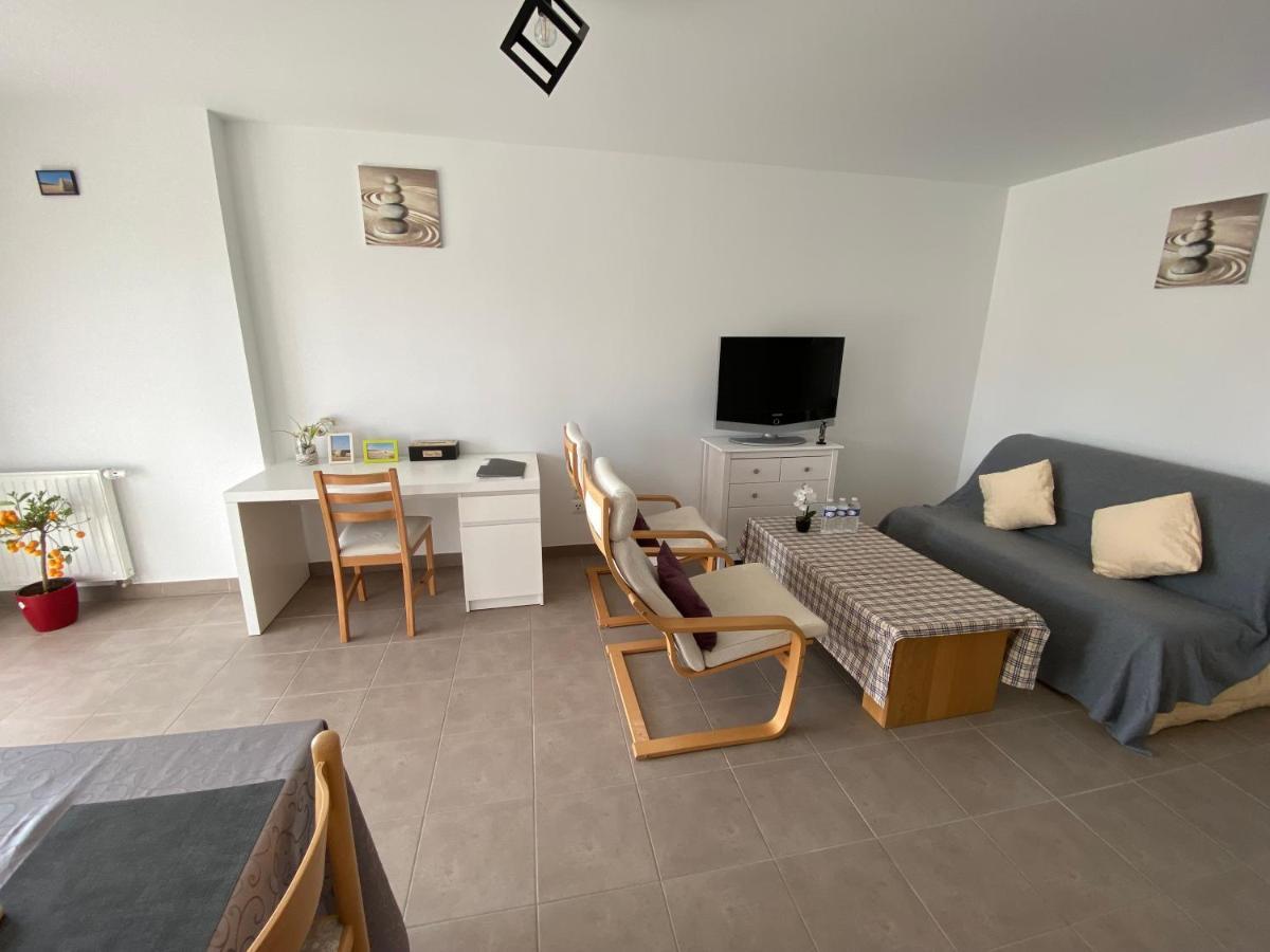 Chez Ngoc - Appartement Meuble Ланьон Экстерьер фото